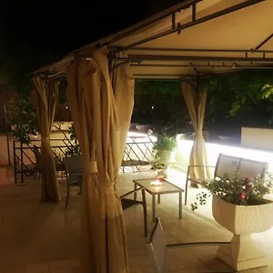 Maison d'hôtes Garden House - Luxury - Self Check-in Only, Rome